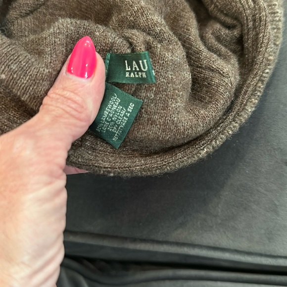 Lauren Ralph Lauren brown wool hat with snap and AEO navy hat - Picture 4 of 9